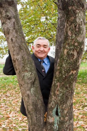 «Сәхнәдән башка яши алмас идем»: 80 яшендә дә рольсез калмаган Нуретдин Нәҗмиев