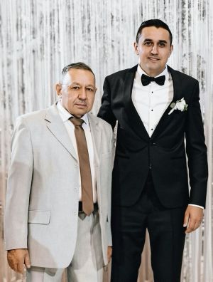 «Әлегә ышана алмыйм…»: композитор Марат Мухин әтисен соңгы юлга озатты