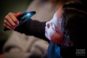 Изге ният, катлаулы чынбарлык: балаларны интернеттан саклап буламы?