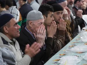 Рамазанның иң бөек төне: Кадер кичәсенең мәгънәсе һәм билгеләре