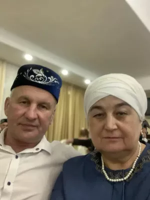 “Нигә безнең туй каберләр өстендә?”