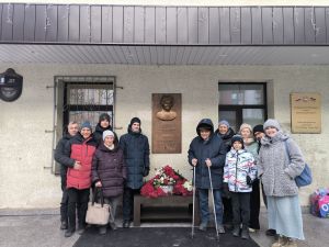 “Зәңгәр күзле актрисага...”. Рәшидә Җиһаншина истәлегенә мемориаль такта ачылды