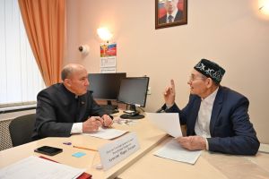 Марат Әхмәтов гражданнар кабул итте