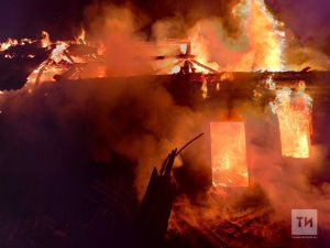 Аксубай районында коточкыч хәл: “Карап торып яндырдык. Әйбәт кеше иде мәрхүм...”