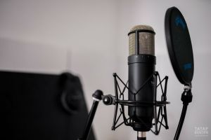 “Ике ел буе җырлап йөргән җырымны болай гына кешегә бирәсе килми”: җыр кемнеке?