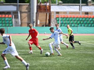 Казан – футбол шәһәре: 110 мәйданчык, меңләгән бала һәм ишегалды рухы