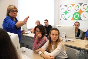 Иң алдынгы дип табылган укучыларга 50шәр мең премияләр каралган