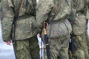 Кемне армиягә алалар, кемгә отсрочка бирелә?