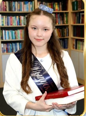 Химиядән 100 балл! Азалия Маликованың уңыш сере белән уртаклашты