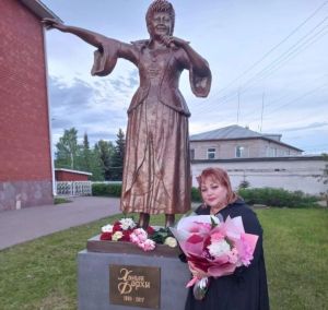 Хәния Фәрхинең сеңелесе: «9 ел үтте... Ә күз яшьләре һаман да кипми»