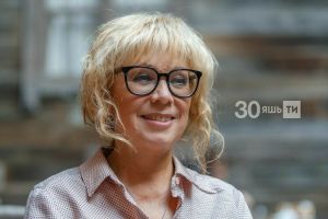 Гөлдания Хәйруллина: «Җырчы булырга уйламадым, станок артында эшләдем»