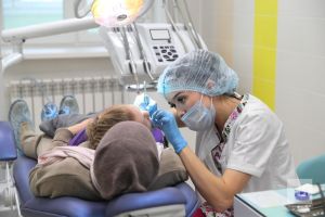 Тешләрне профессиональ чистарту ни өчен кирәк? Табиблар мөһим 5 сәбәпне атады