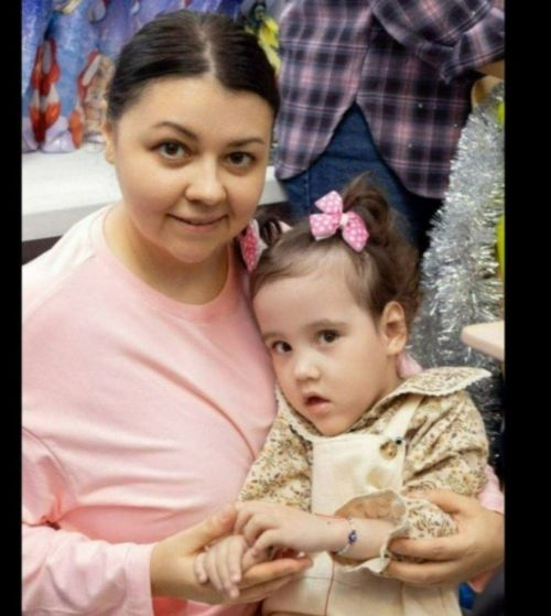 Өч еллык көрәш: кечкенә Алинәгә ярдәм кирәк