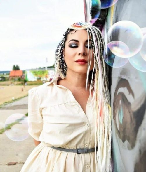 Альбина Әхмәтова: “Безгә язылганны безгә генә үтәсе”