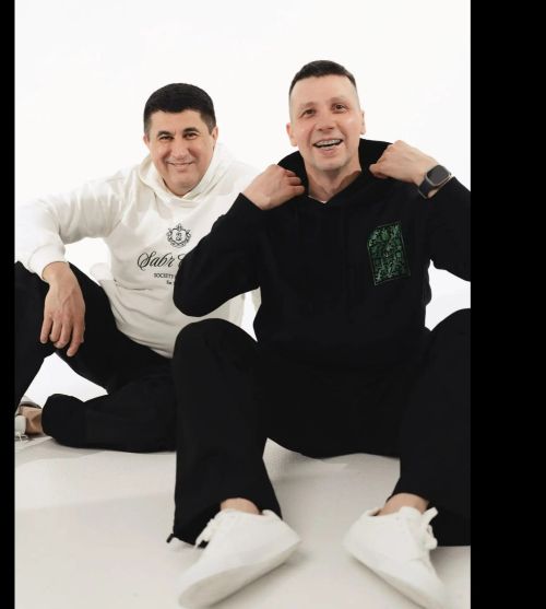 “Эссе” төркеме янә бергә!