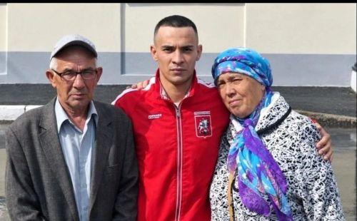 Телефоннан хәбәр көткән өч ел: «Без аны һаман көтәбез»