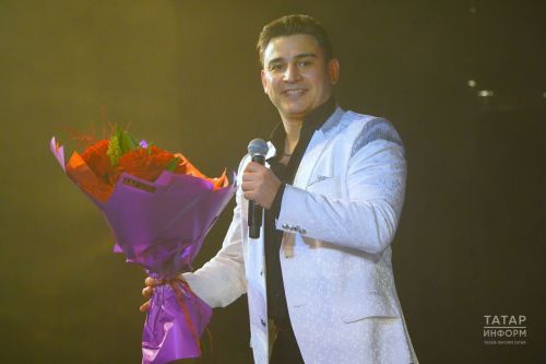 Данир Сабиров шатлыгы белән уртаклашты. Котлауларга без дә кушылабыз!