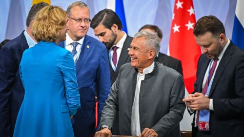 Рөстәм Миңнеханов Россия - АСЕАН саммиты пленар утырышында катнашты