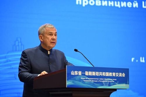 Рөстәм Миңнеханов эш визиты белән Кытайга килде