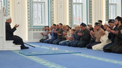 70 мең бәхетле кеше: җәннәткә хисапсыз керүчеләр кемнәр?