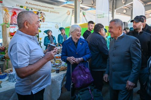 Рөстәм Миңнеханов: «Хезмәт кешеләре — Татарстан икътисадының нигезе»